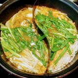 アツアツ♡キムチ味噌鍋